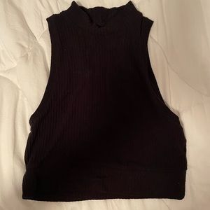 Abercrombie cropped sweater tank with keyhole cutout in back